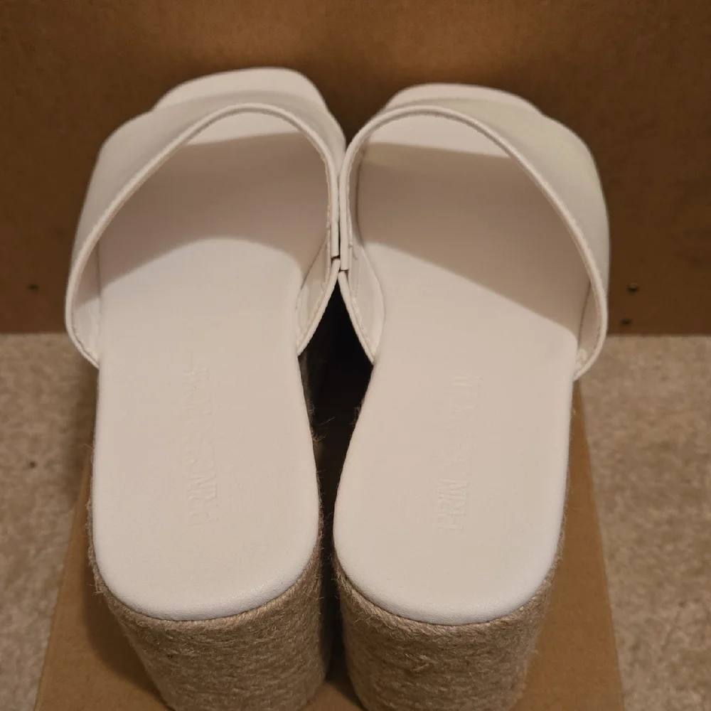 Princess Polly White Platform Slides - Picture 6 of 7